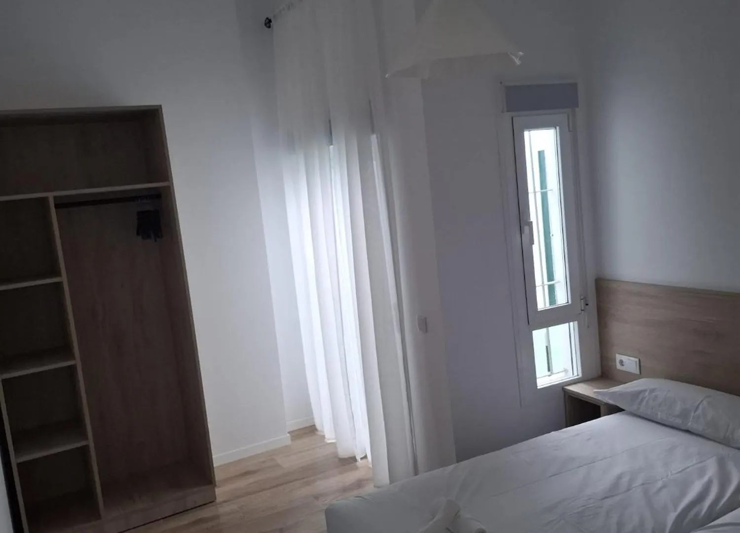 Moderno Y Practico Estrena En Algeciras Apartment
